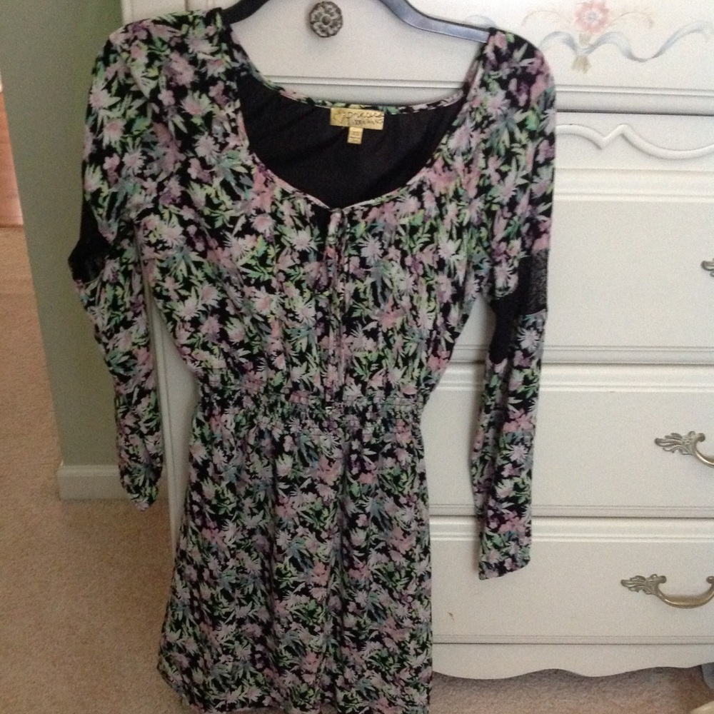 Princess Vera Wang Long Sleeve Floral Dress‎ Junior XS EUC